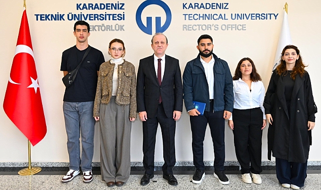 KTÜ TÜRK DÜNYASI GENÇLİK TOPLULUĞU’NDAN REKTÖR ÇUVALCI’YA ZİYARET