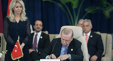 MISIR'DA TARİHİ GAZZE ZİRVESİ... İMZALAR ATILDI