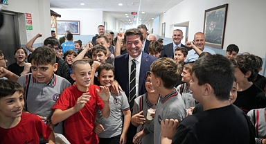 ORTAHİSAR BELEDİYESİ OKUL BAHÇELERİNİ EĞLENCELİ OYUN ALANLARINA DÖNÜŞTÜRÜYOR