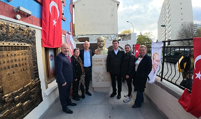 PARİS’TE TRABZON RÜZGARI ESTİ