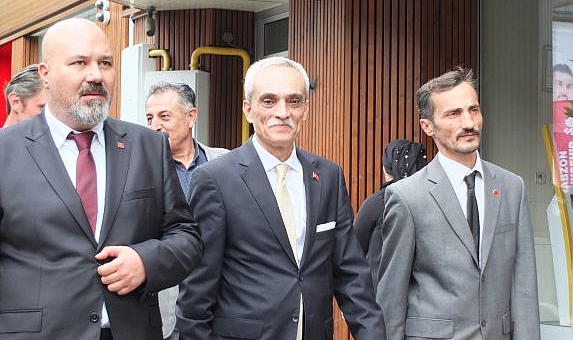 SELİMOĞLU: ALÇAKLARA İTHAFEN, KİMSE ATATÜRK'E DİL UZATAMAZ!