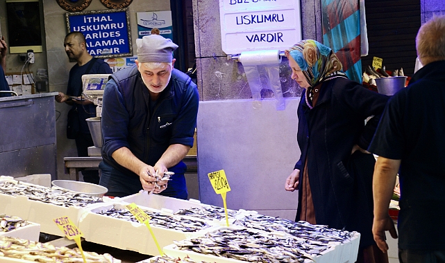 TRABZON'DA HAMSİNİN FİYATI ARTTI: 200 TL