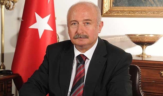 TRABZON'UN ESKİ VALİSİ HAYATINI KAYBETTİ