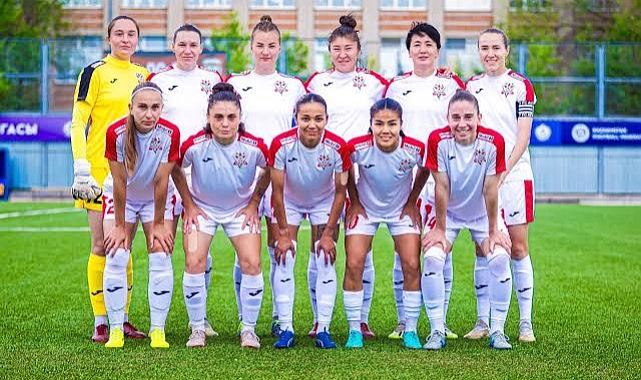 TRABZONLU DİDEM'İN FORMA GİYDİĞİ KAZAK TAKIMI ŞAMPİYON OLDU