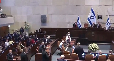 TRUMP'A İSRAİL MECLİSİ'NDE ŞOK PROTESTO... NEYE UĞRADIĞINI ŞAŞIRDI! 