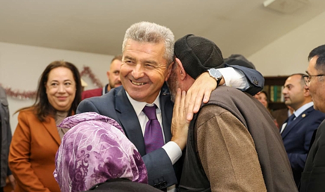 VALİ ERGÜN HUZUREVİ SAKİNLERİNİ UNUTMADI