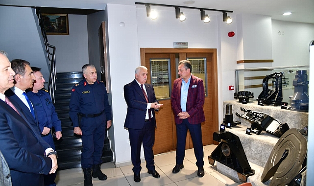 VALİ YILDIRIM'DAN HEKİMOĞLU SANAYİ DÖKÜME ZİYARET