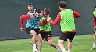 1461 TRABZON FK Y. MERSİN İY HAZIRLIKLARINA BAŞLADI 