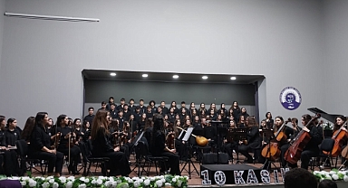 AKÇAABAT GÜZEL SANATLAR LİSESİ'NDE 10 KASIM ANMA TÖRENİ