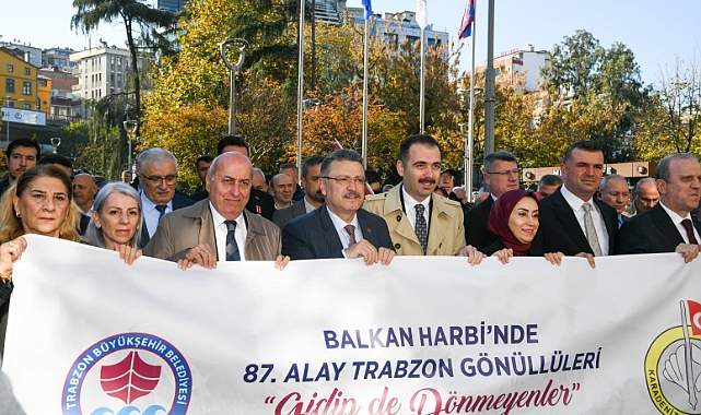 BAŞKAN GENÇ: TRABZON TARİHİ ŞANLA, ŞEREFLE DOLU BİR ŞEHİRDİR