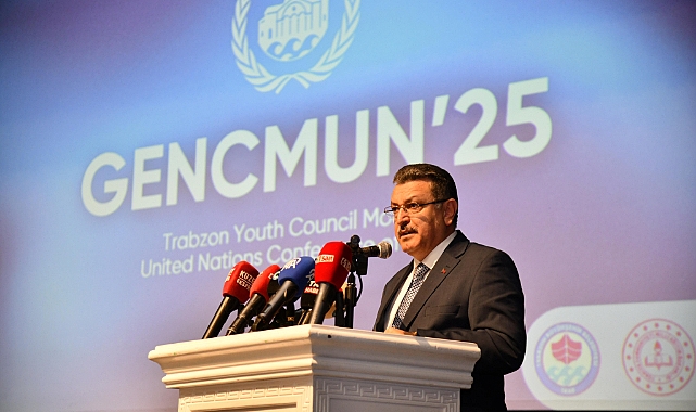 BAŞKAN GENÇ: ÜLKESİNE SAHİP ÇIKAN BİR GENÇLİK VAR