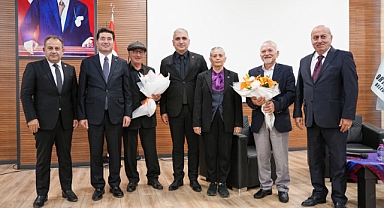 BATMAZ: CUMHURİYET BİZLERİN OMUZUNDA YÜKSELMEYE DEVAM EDECEK