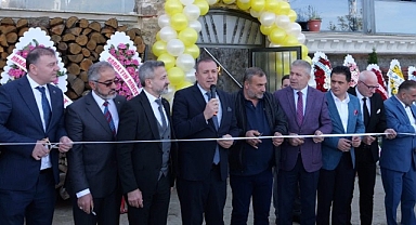 ÇELEBİ, TURİZM İŞLETMESİNİN AÇILIŞINA KATILDI