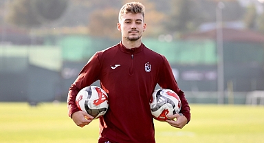 ERNEST MUÇİ 10 NUMARAYA 