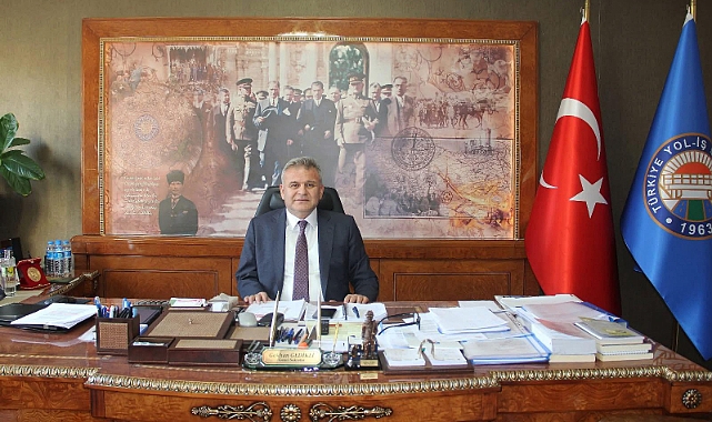 GEDİKLİ'DEN ÖĞRETMENLER GÜNÜ MESAJI