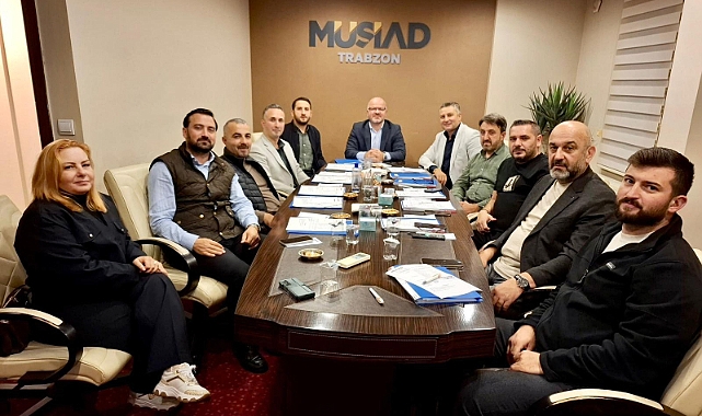 İSKENDEROĞLU: “GELECEK NESİLLERE DAHA YAŞANABİLİR GÜÇLÜ BİR TRABZON BIRAKMALIYIZ”