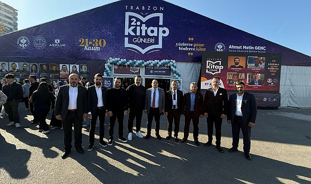 KİTAP FUARINA ZİYARETÇİ AKINI