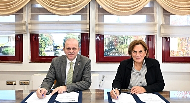 KTÜ'DE İMZALAR ATILDI