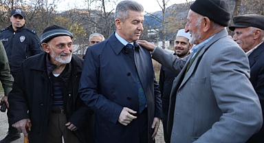 ÖRNEK VALİ... HER GÜN SAHADA