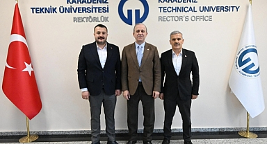 ÖZ SAĞLIK-İŞ’TEN REKTÖR ÇUVALCI’YA ZİYARET