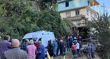 RİZE'DE KORKUNÇ OLAY... SERENDER DEVRİLDİ: 2 ÖLÜ, 1 YARALI