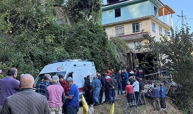 RİZE'DE KORKUNÇ OLAY... SERENDER DEVRİLDİ: 2 ÖLÜ, 1 YARALI