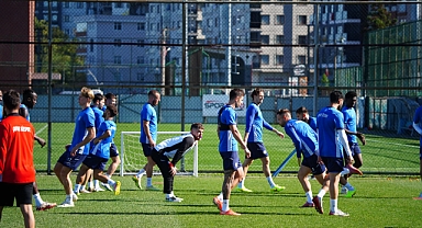 RİZESPOR, KARAGÜMRÜK MESAİSİNE BAŞLADI