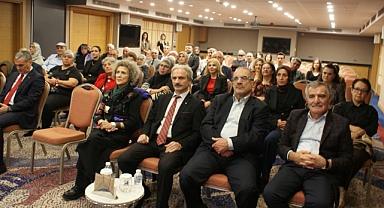 RUHUN GEMİSİ'NDE CUMHURİYET COŞKUSU