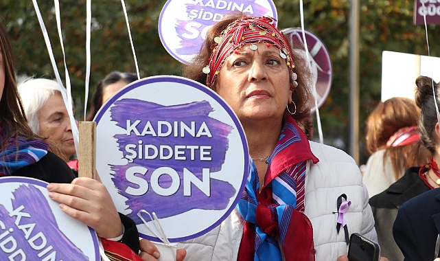 TRABZON'DA KADINA ŞİDDET OLAYLARINA BÖYLE DİKKAT ÇEKTİLER!
