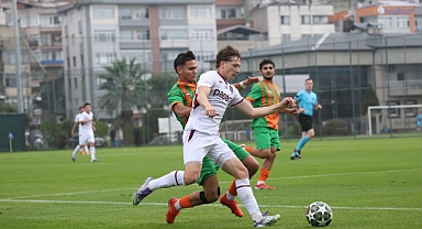TRABZONSPOR U19 1 PUANA RAZI