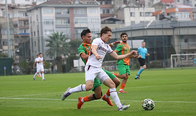 TRABZONSPOR U19 1 PUANA RAZI