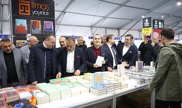 TRABZONSPOR'UN YÖNETİCİLERİNDEN KİTAP FUARINA ZİYARET