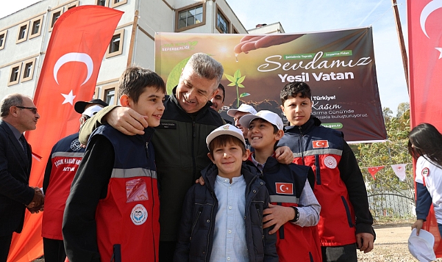 VALİ ERGÜN ÖĞRENCİLERİN İSTEĞİNİ KIRMADI