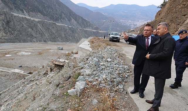 VALİ ERGÜN SANAYİ SİTESİNİ İNCELEDİ