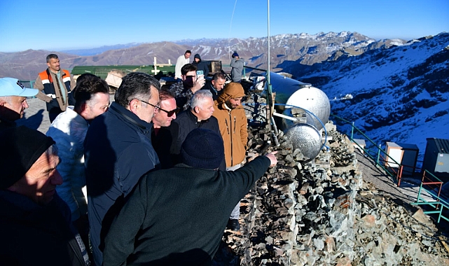 VALİ YILDIRIM KIRKLAR MESCİDİ'NDE İNCELEMELERDE BULUNDU
