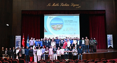 YAPAY ZEKANIN YÜKSELİŞİ KTÜ'DE KONUŞULDU 