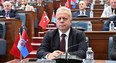 ZORLU: TANKERLERLE ŞU TAŞINMASINI ÖVMEK EKSİKLİKLERİ ORTAYA KOYMAKTIR