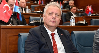 ZORLU, YEREL TİYATROLARIN YAŞADIĞI SAHNE SIKINTISINI GÜNDEME TAŞIDI 