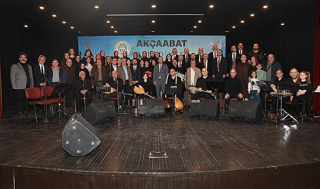 AKÇAABAT’TA TÜRKÜLER YÜKSELDİ