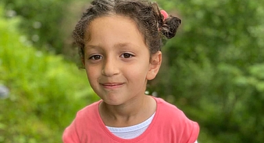 ARAKLI MİNİK ELİF'E AĞLIYOR