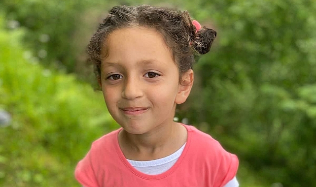 ARAKLI MİNİK ELİF'E AĞLIYOR