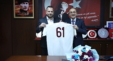 BAŞKAN DOĞAN'DAN DÜZKÖY BELEDİYESİ'NE ZİYARET