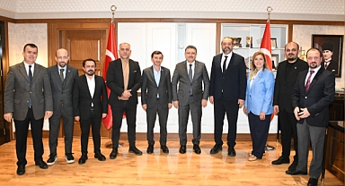 BAŞKAN GENÇ'TEN GAZETECİLERE 2 MÜJDE