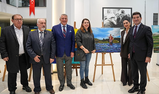 BURS KAMPANYASINA, RESSAMLARDAN ANLAMLI DESTEK