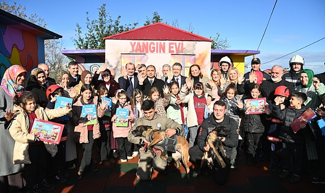 ÇİLEKLİ DÜŞLER KÖYÜ YAŞAM MERKEZİ AÇILDI