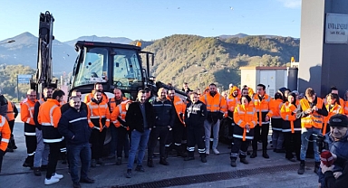 ÇÖP TESİSİNDE MAAŞLARINI ALAMAYAN İŞÇİLER KAZAN KALDIRDI: İŞ BIRAKTILAR! 