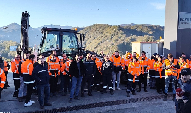 ÇÖP TESİSİNDE MAAŞLARINI ALAMAYAN İŞÇİLER KAZAN KALDIRDI: İŞ BIRAKTILAR!