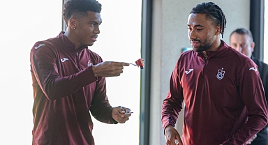 FOLCARELLİ'YE DOĞUM GÜNÜ SÜRPRİZİ 