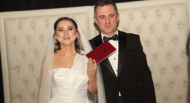 GAZETECİ MERYEM AKGÜN MUTLULUĞA “EVET” DEDİ