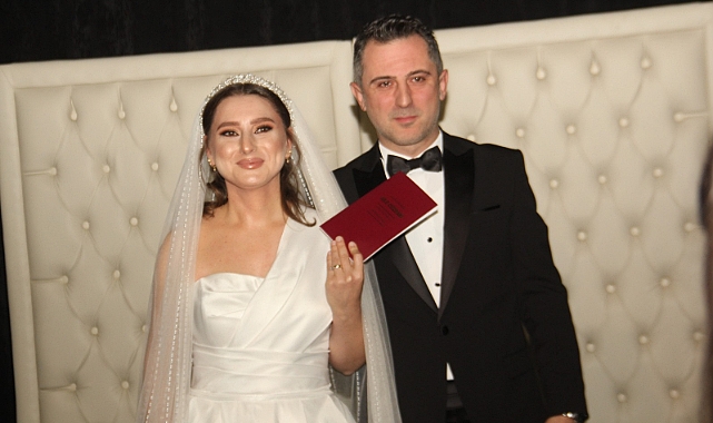 GAZETECİ MERYEM AKGÜN MUTLULUĞA “EVET” DEDİ